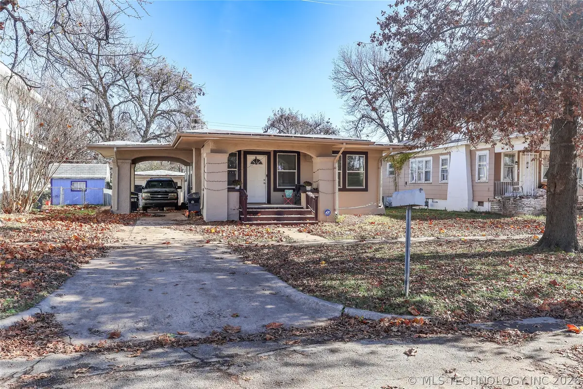 1320 S Keeler Avenue, Bartlesville, OK 74003 - #1