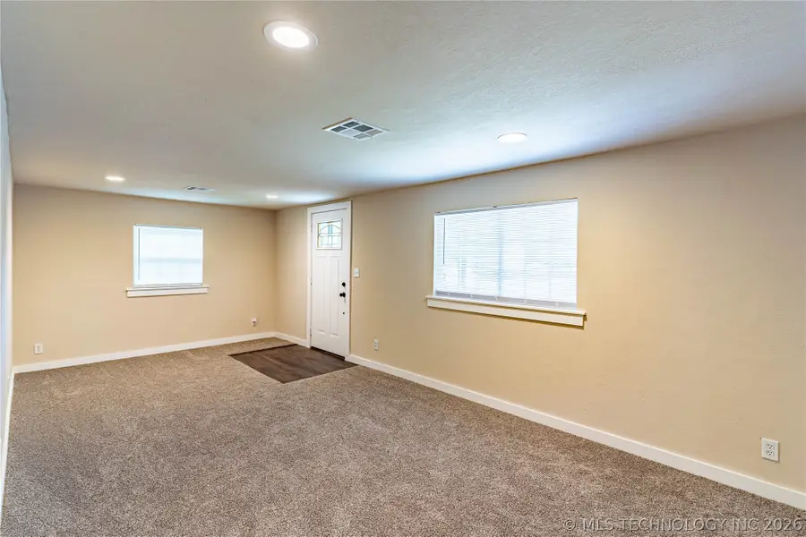 9263 W Oklahoma Avenue, Sapulpa, OK 74066 - #3