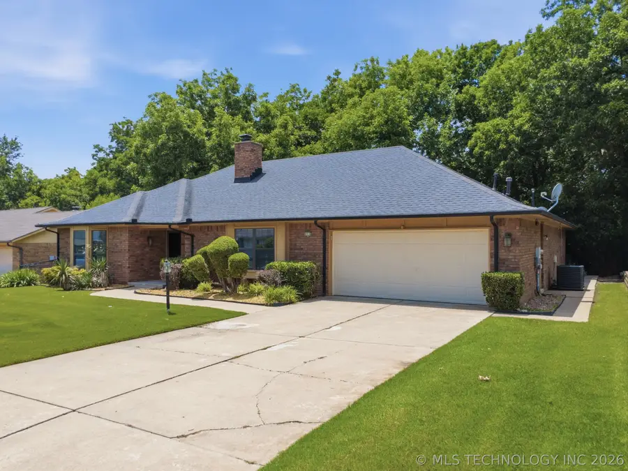 8016 S Irvington Avenue, Tulsa, OK 74136 - #3