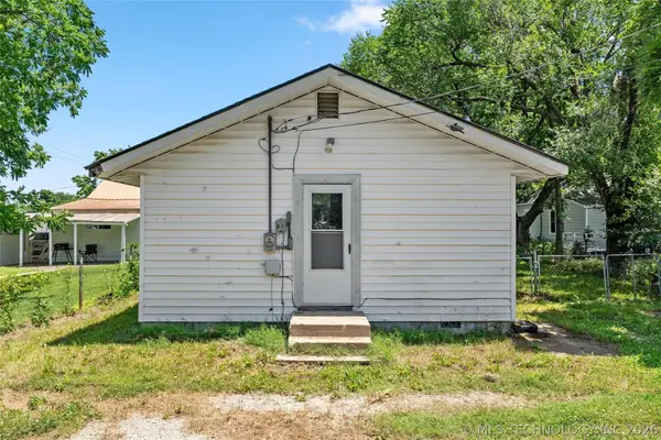 237 N Rogers Avenue, Bartlesville, OK 74003