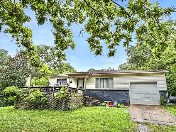 1306 Stickross Mountain Road, Tahlequah, OK 74464