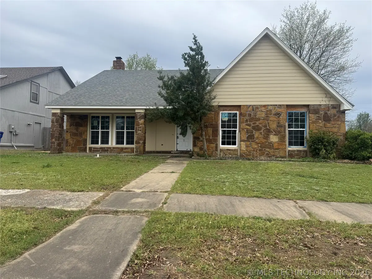 2621 W Vandalia Street, Broken Arrow, OK 74012 - #1