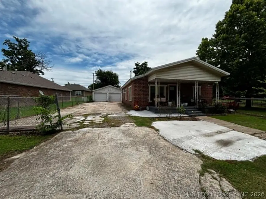 552 S 4th Street, Muskogee, OK 74401 - #2