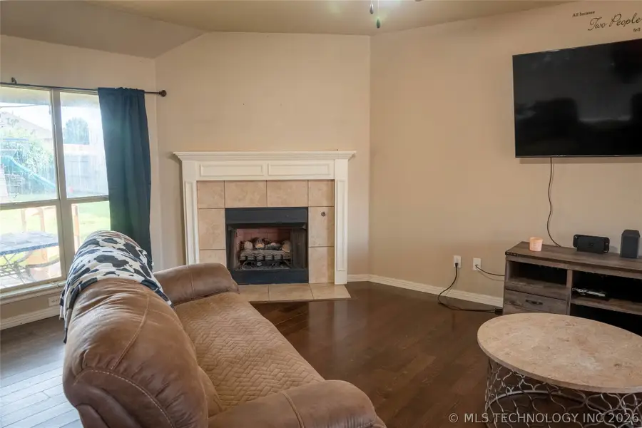 20472 E 35th Place S, Broken Arrow, OK 74014 - #3