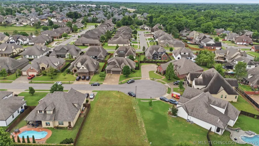 4208 W Orlando Street, Broken Arrow, OK 74011 - #2