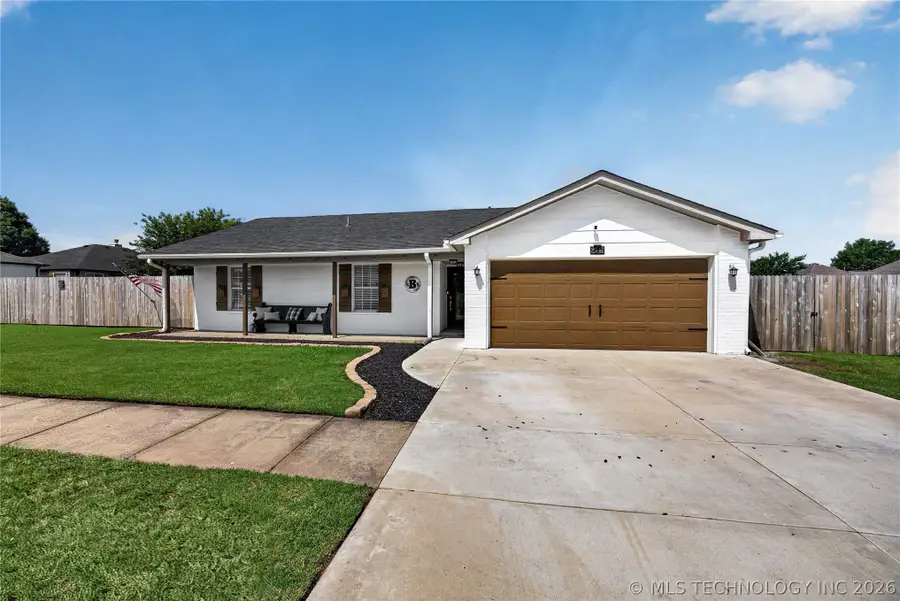 9812 N 105th East Avenue, Owasso, OK 74055 - #2