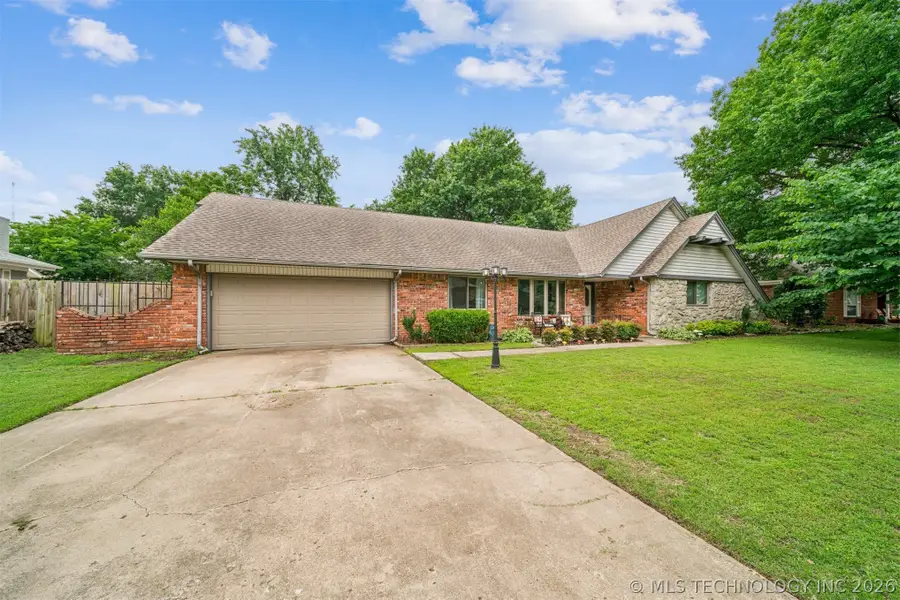7120 E 69th Street, Tulsa, OK 74133 - #2
