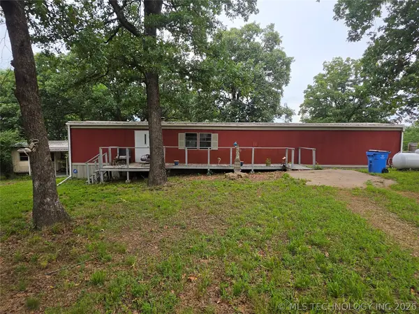 416335 Lagoon Drive, Checotah, OK 74426