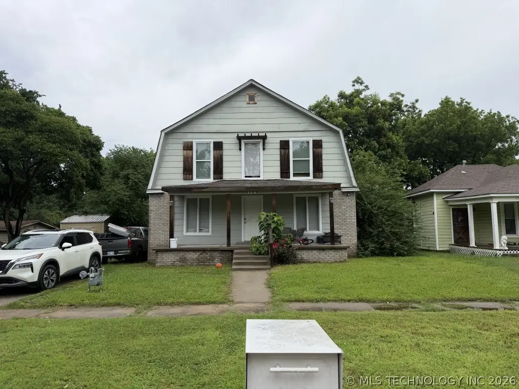 114 E 6th Street, Claremore, OK 74017 - #1