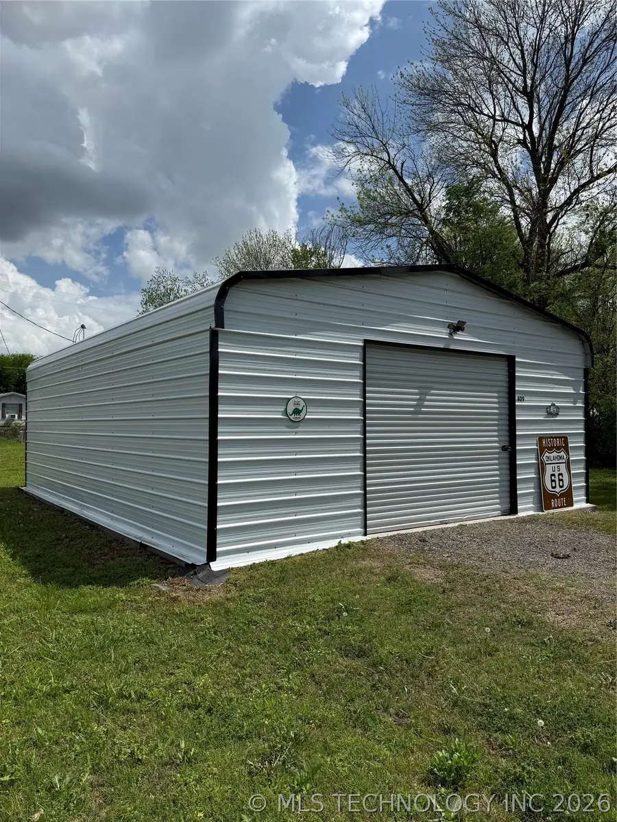 409 S 5th Street, Porum, OK 74455 - #2