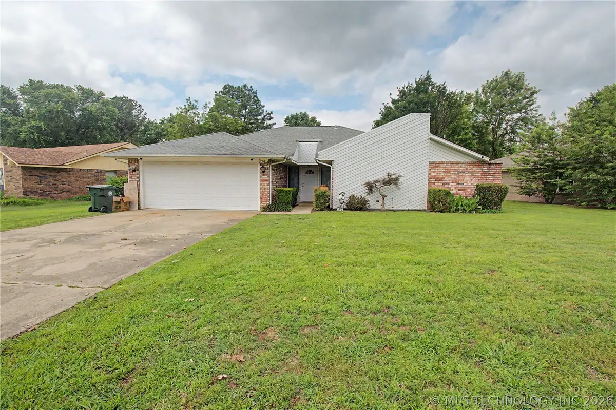 109 Foltz Ln, Muskogee, OK 74403 - #1
