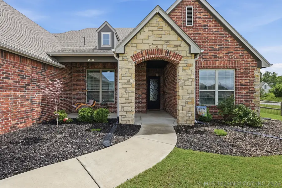 15402 E 82nd Street, Owasso, OK 74055 - #2