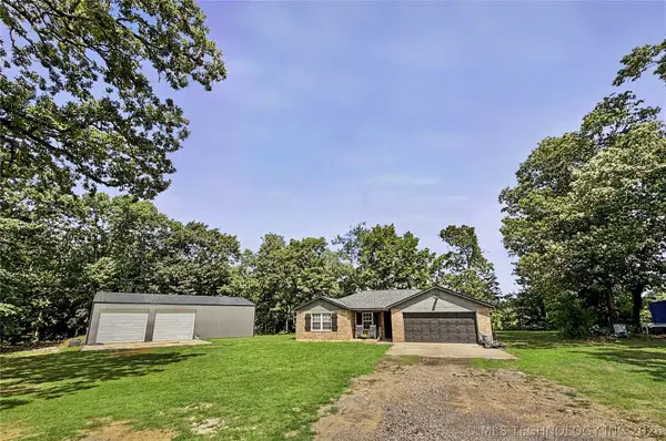 25607 S Pin Oak Drive, Tahlequah, OK 74464