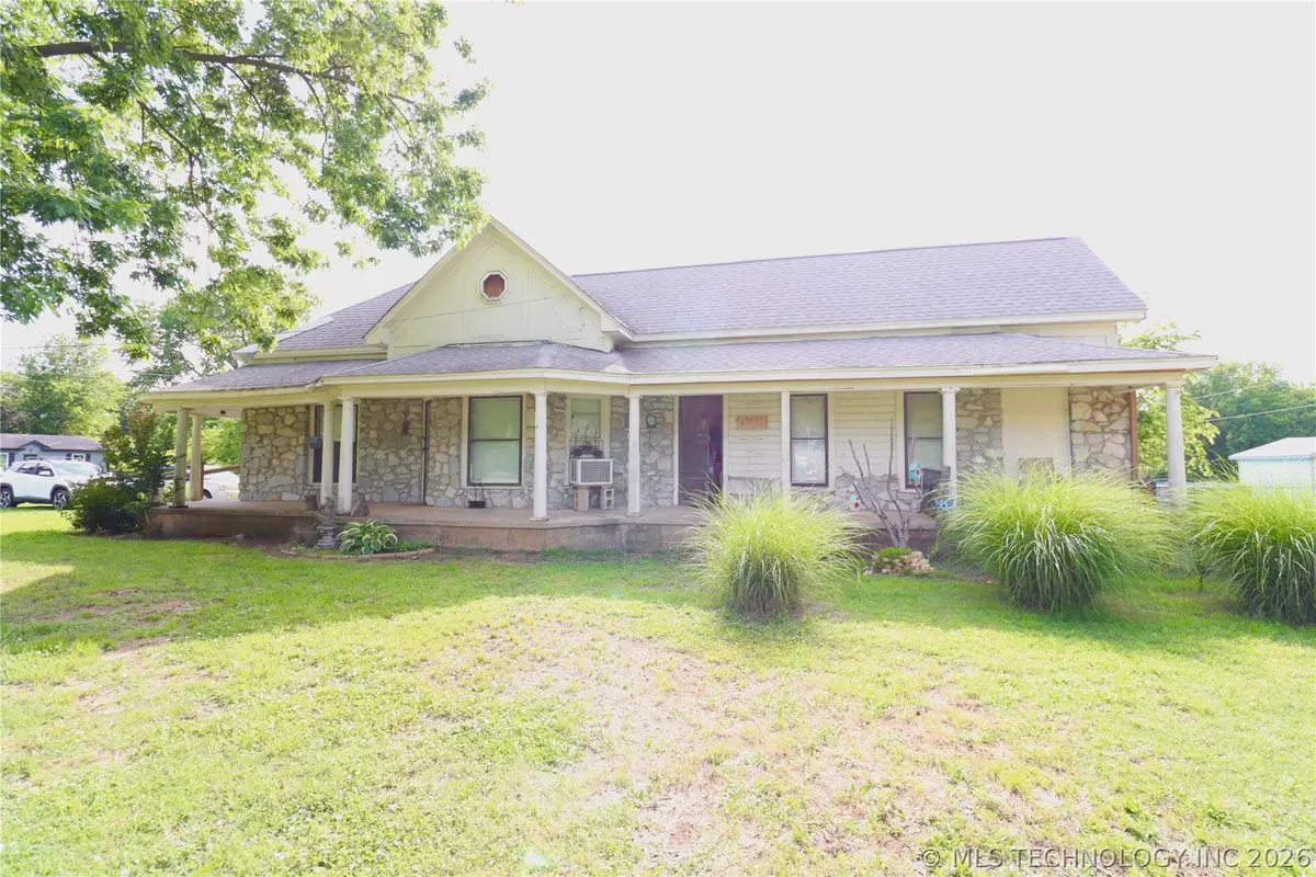 230 E Nelms Street, Oologah, OK 74053 - #1