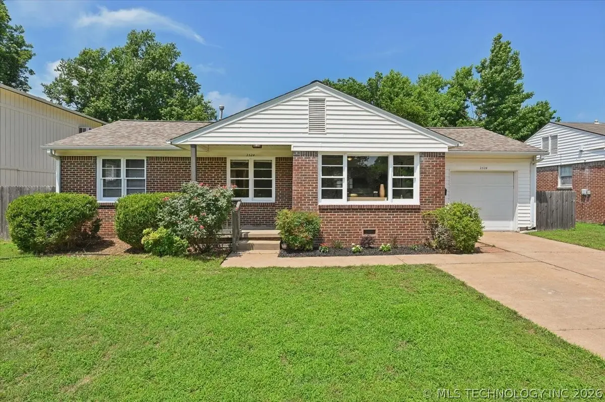 2524 S Quebec Avenue, Tulsa, OK 74114 - #1