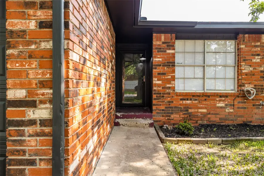 501 W 26th Street, Sand Springs, OK 74063 - #2