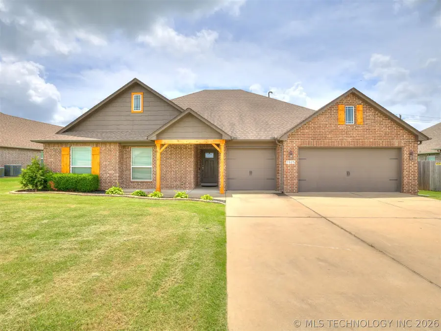 7025 E Oak Ridge Street, Broken Arrow, OK 74014 - #3