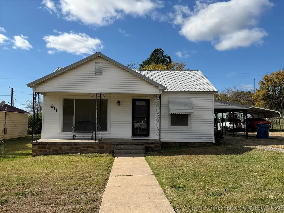 611 SW 9th, Wilburton, OK 74578 - #1