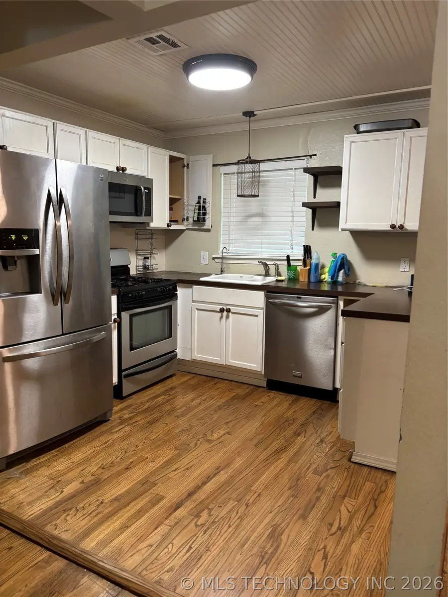 1318 NE 3rd Place, Pryor, OK 74361 - #3