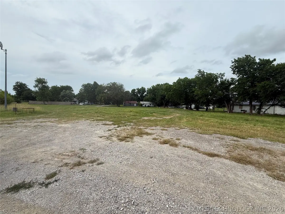 100 W Cedar Street, Haskell, OK 74436 - #1