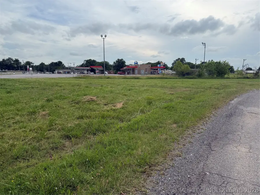 100 W Cedar Street, Haskell, OK 74436 - #2