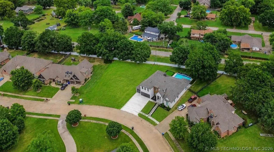305 S 79th Street, Broken Arrow, OK 74014 - #3
