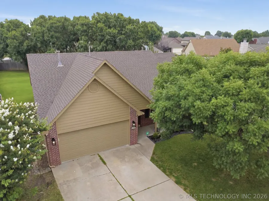 9007 E 76th Street, Tulsa, OK 74133 - #3