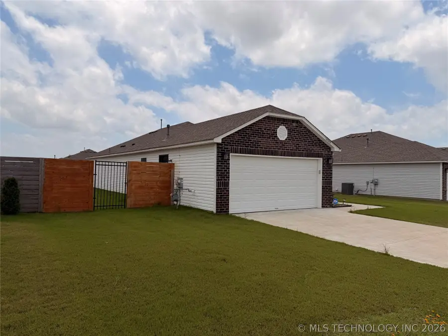 14844 E 38th Street S, Tulsa, OK 74134 - #3