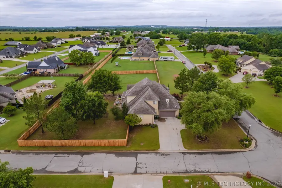1901 E Woodland Circle, Muskogee, OK 74403 - #3