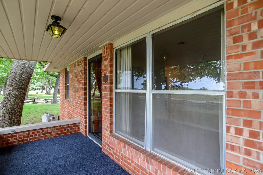 321 W Knipe Avenue, Perkins, OK 74059 - #3