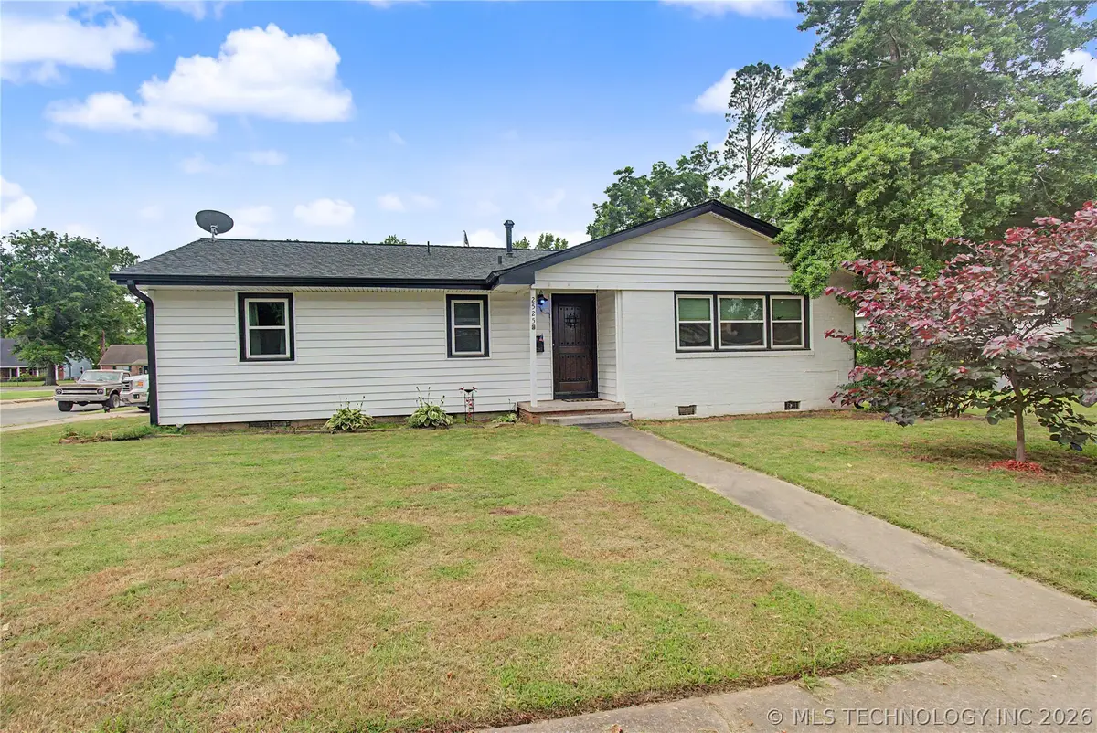 2525 Dakota Avenue, Muskogee, OK 74403 - #1