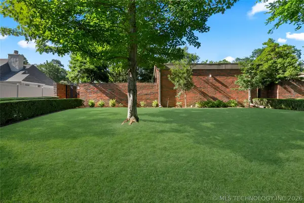 2481 E 73rd Place #11-C-8, Tulsa, OK 74136