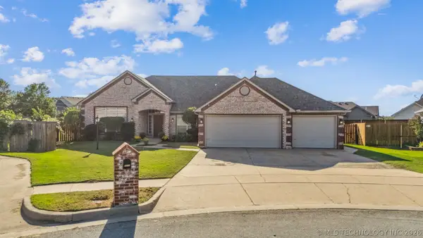 9608 N 100th East Avenue, Owasso, OK 74055