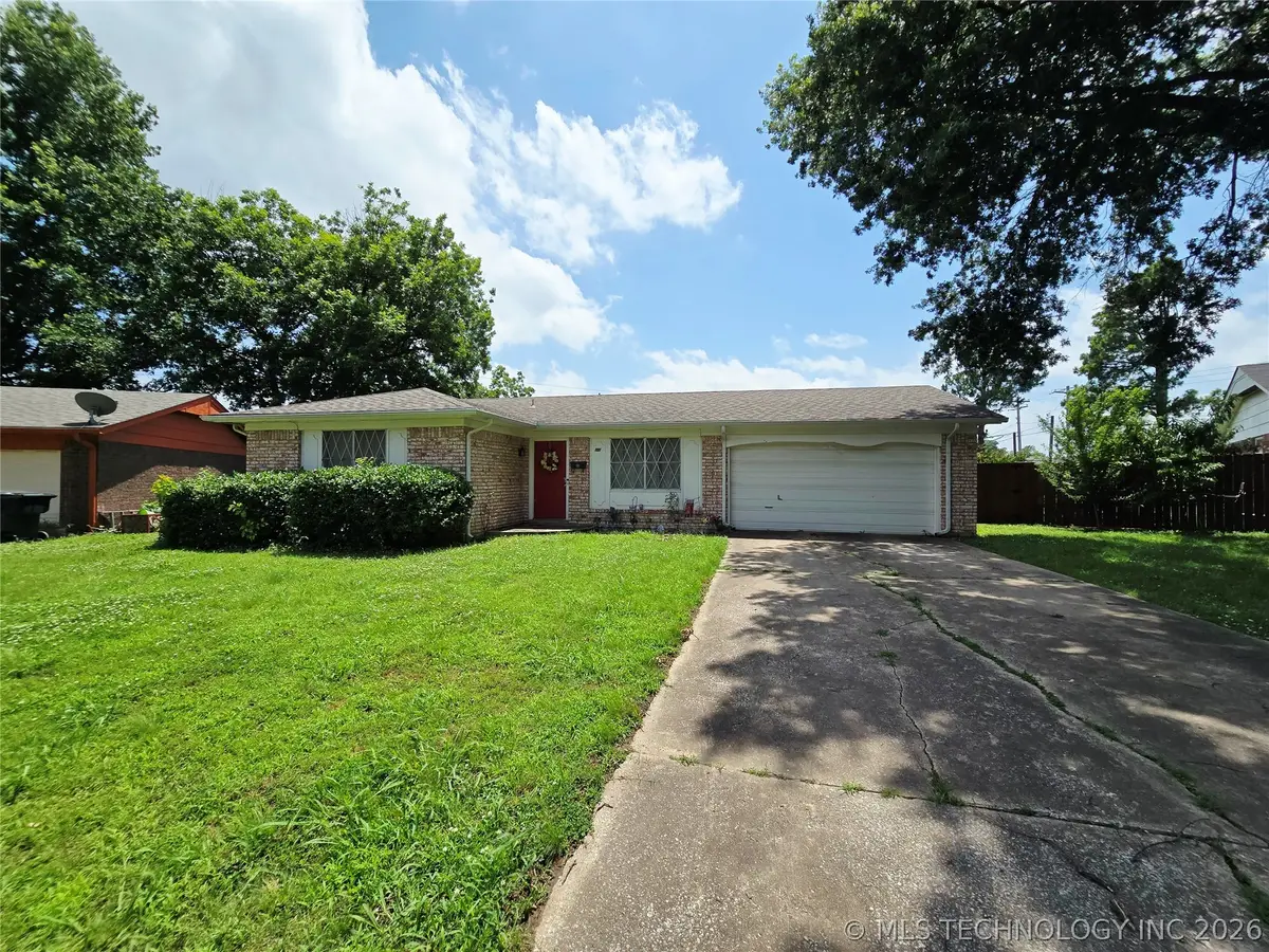 1121 W 14th Place, Claremore, OK 74017 - #1