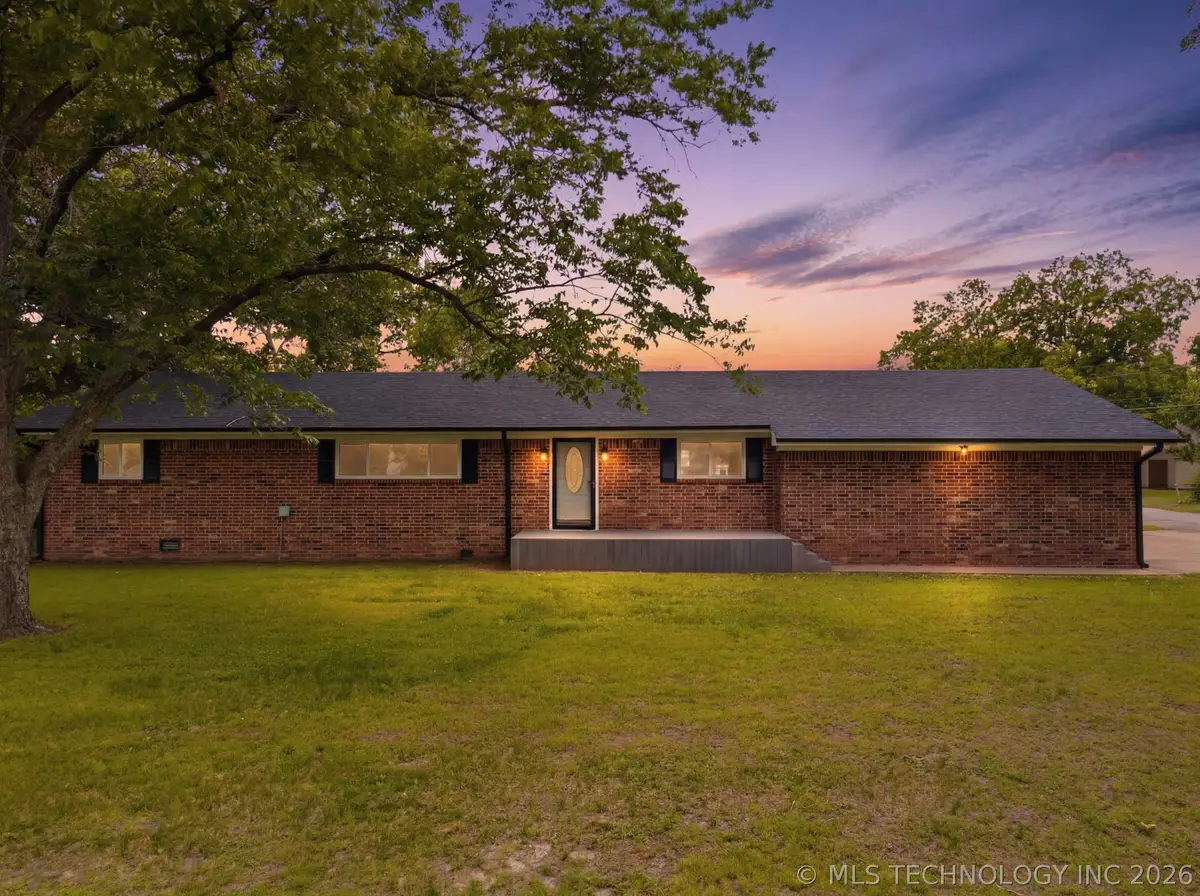 219 E Ozark Street, Morris, OK 74445 - #1