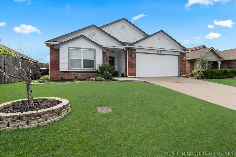 10717 N 151st East Avenue, Owasso, OK 74055 - #2