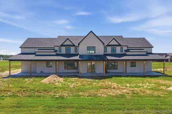 8373 S Wolf Creek Avenue, Broken Arrow, OK 74014