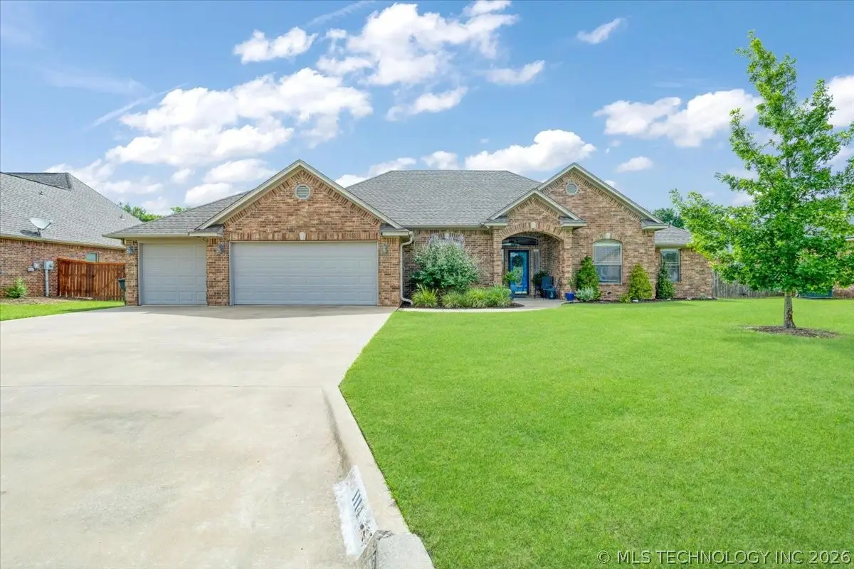 1114 Beretta, Durant, OK 74701 - #1
