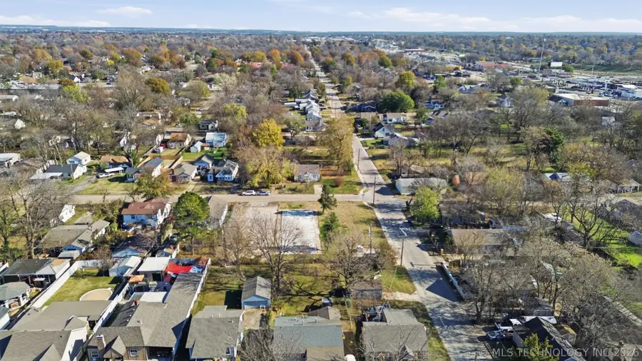 3015 E Archer Street, Tulsa, OK 74110 - #3