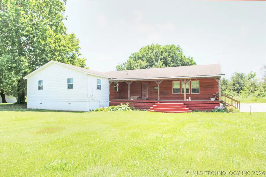 233 S Curtis Street, Nowata, OK 74048 - #3