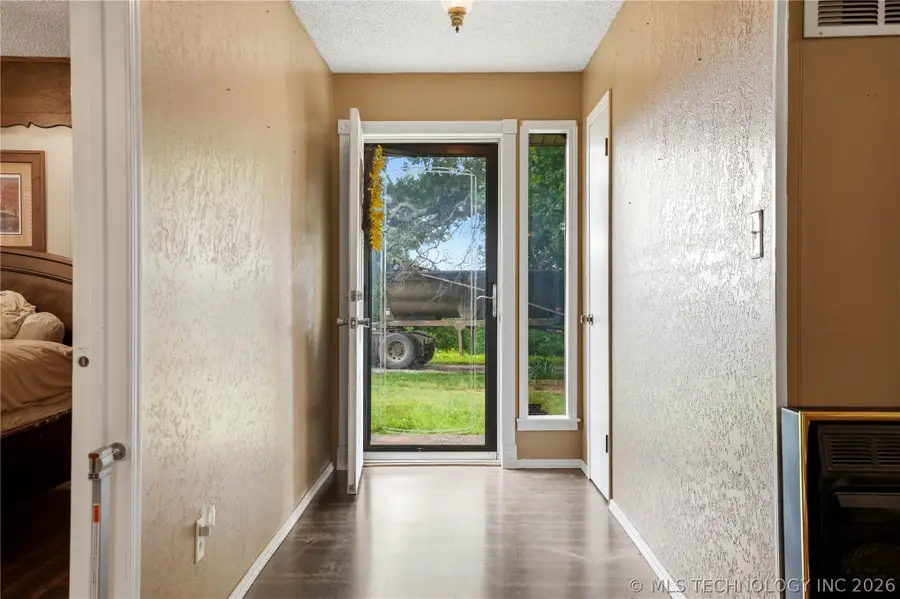 20355 S 85th Street E, Webbers Falls, OK 74470 - #2