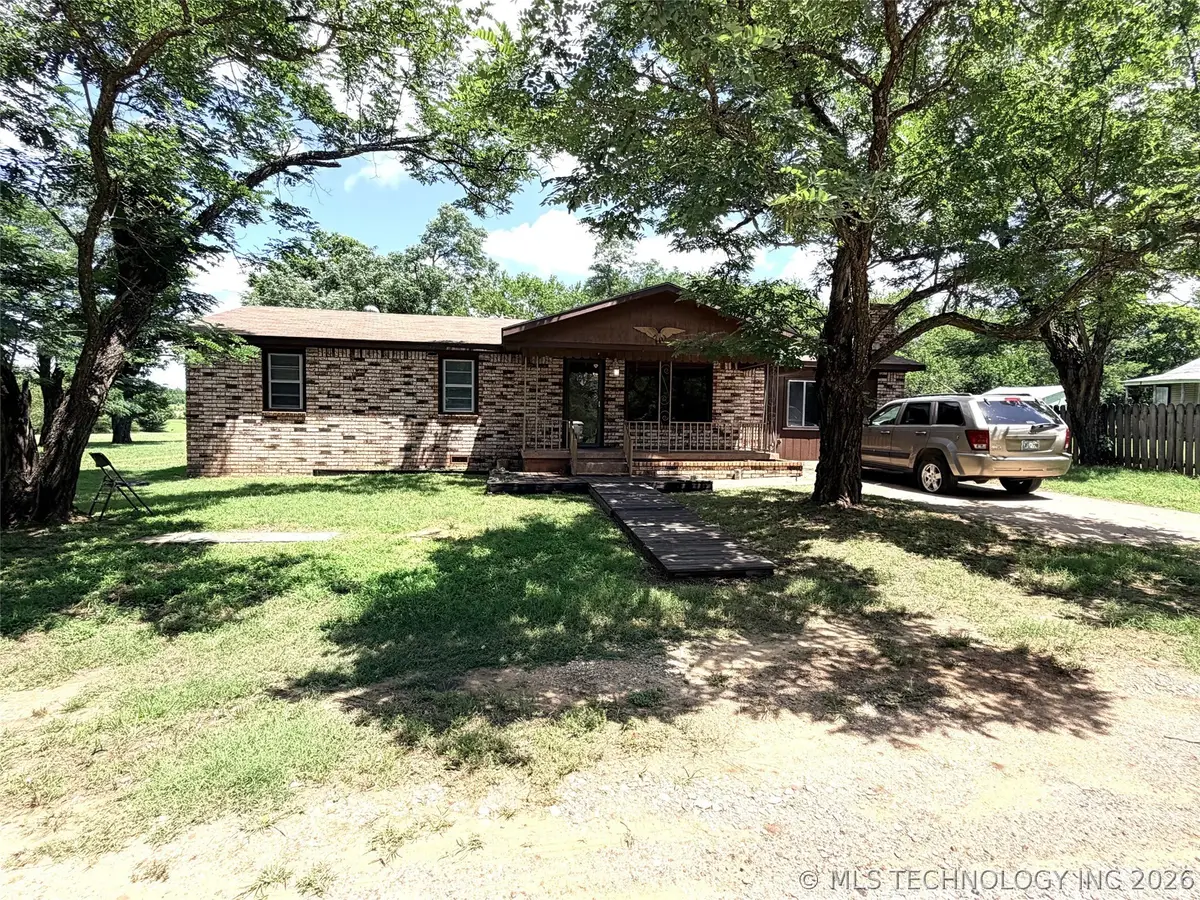 10305 Mesquite Road, Henryetta, OK 74437 - #1