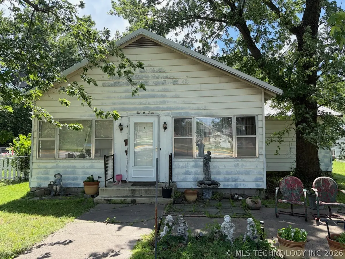 203 N Main Street, Quapaw, OK 74363 - #1