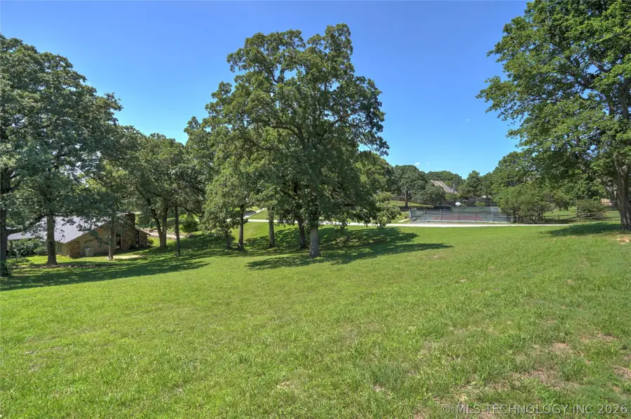 E 104th Place, Tulsa, OK 74137 - #2