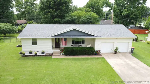 112 N Osage Street, Grove, OK 74344