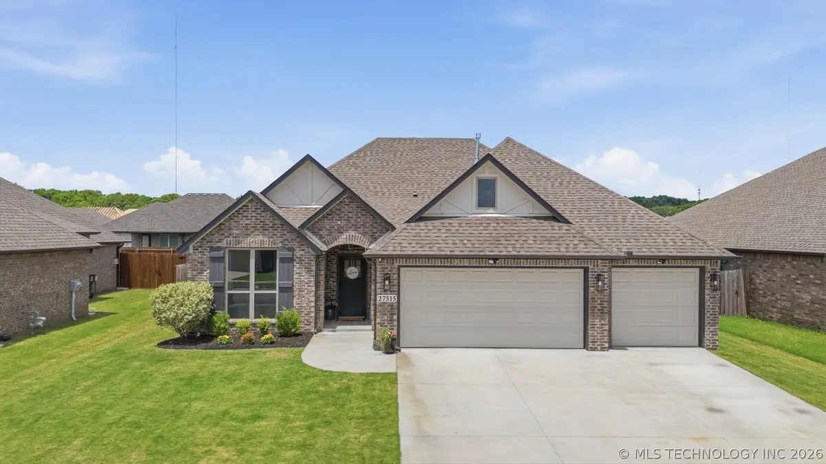 27515 E 108th Place S, Coweta, OK 74429 - #1