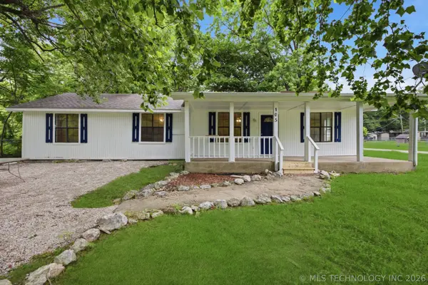 105 S Old Main Street, Coweta, OK 74429