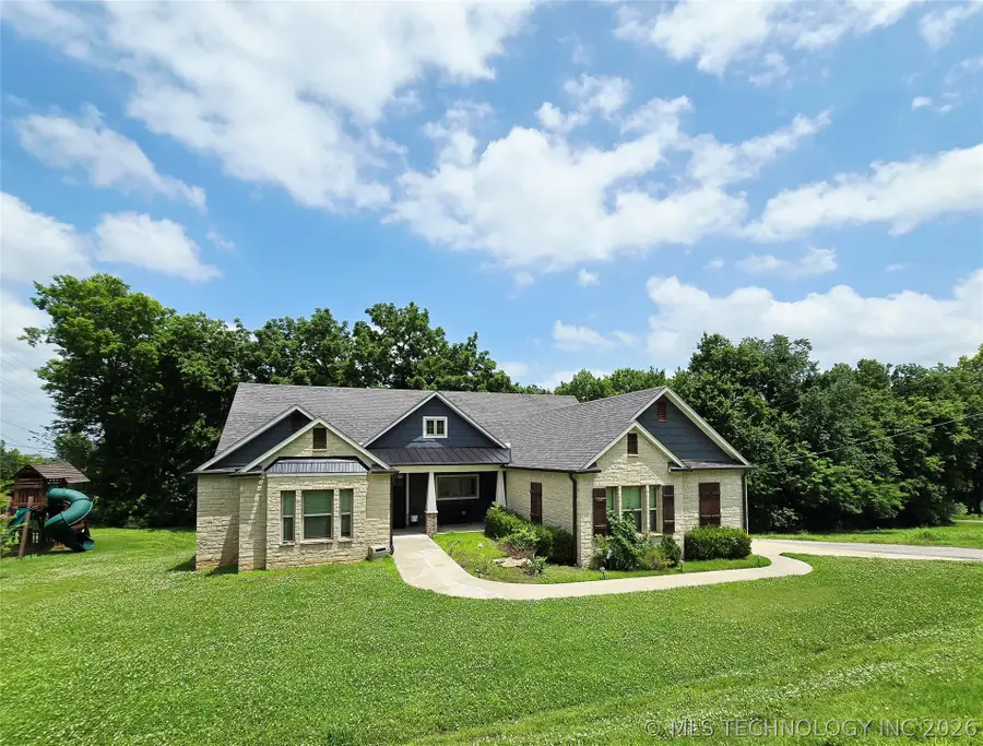 1715 W Blue Starr Drive, Claremore, OK 74017 - #3