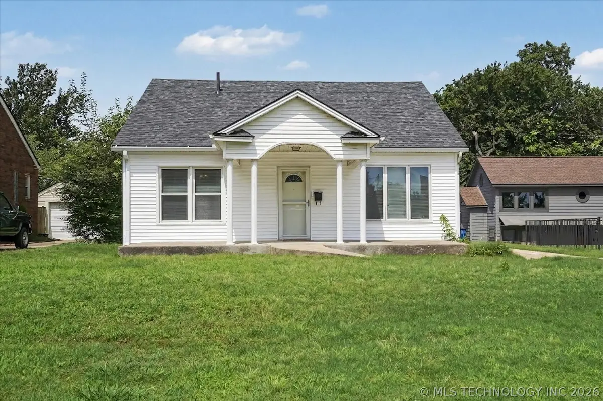 1608 S Knoxville Avenue, Tulsa, OK 74112 - #1