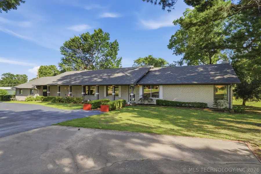 3733 E Harris Road, Muskogee, OK 74403 - #3